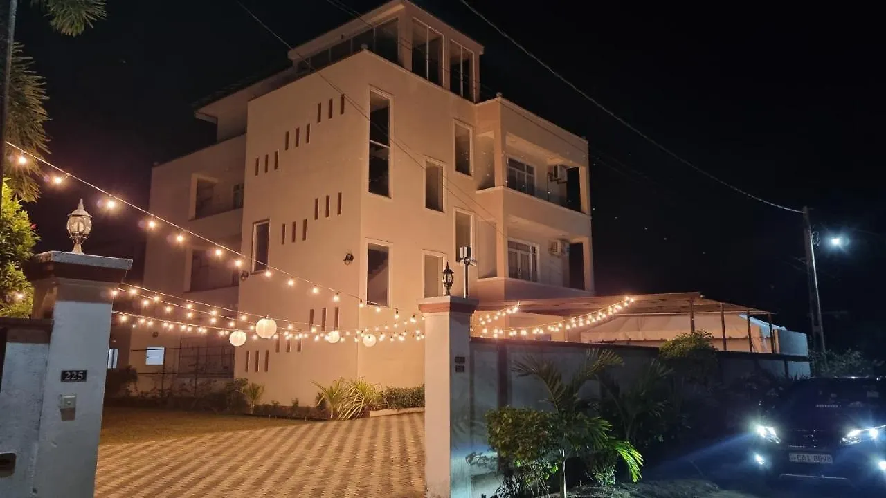 Apartment Grand Station Residence Seeduwa
