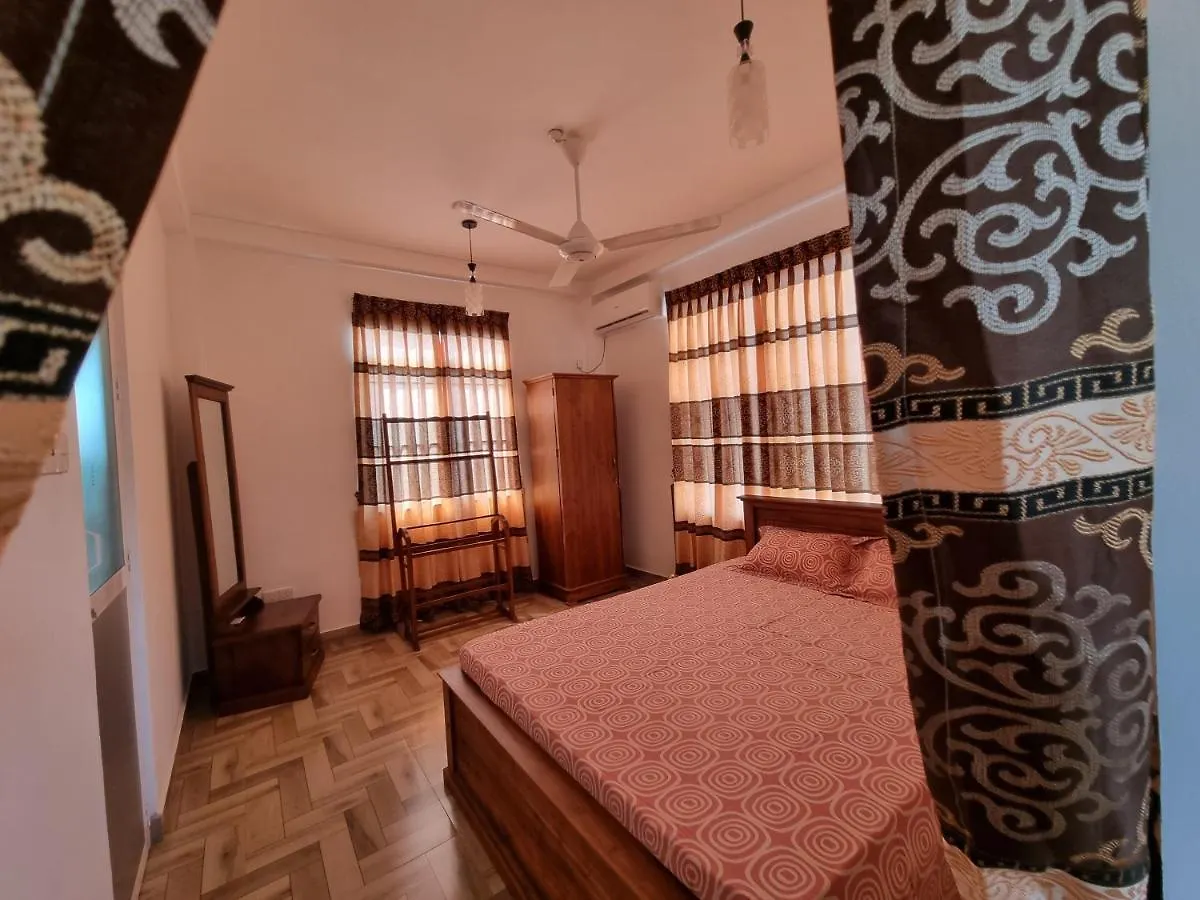Apartment Grand Station Residence Seeduwa